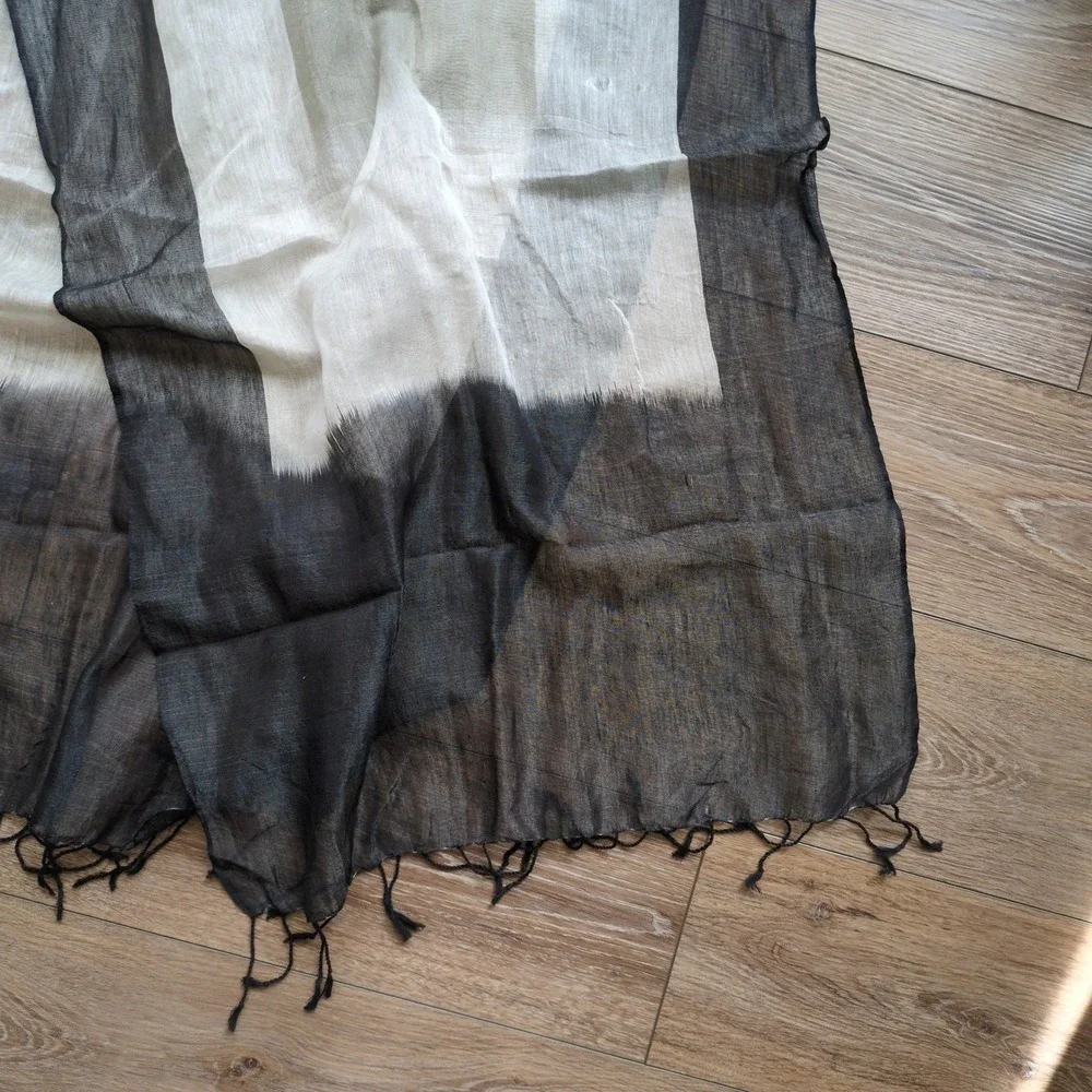 Cejon Lightweight Fringed Scarf Black White Cotton Silk Colorblock‎ Large